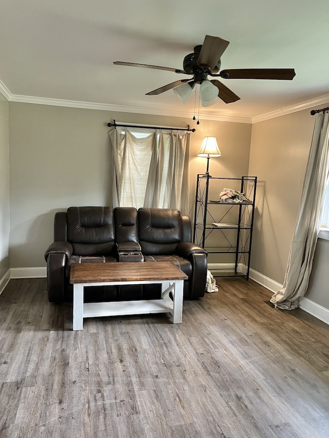 906 Saint Clair St, Tracy City, TN 37387 - photo 6