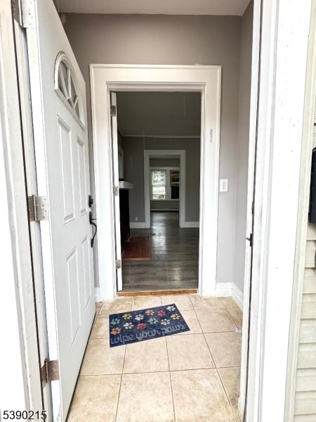 1041 Hunterdon St, Newark, NJ 07112 - photo 3