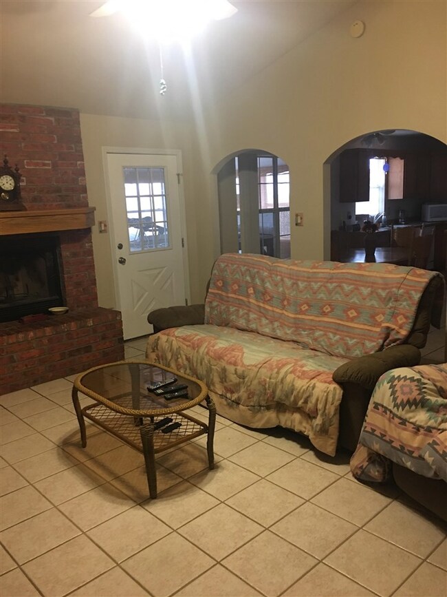 2110 Hickory Dr, Alamogordo, NM 88310 - photo 5