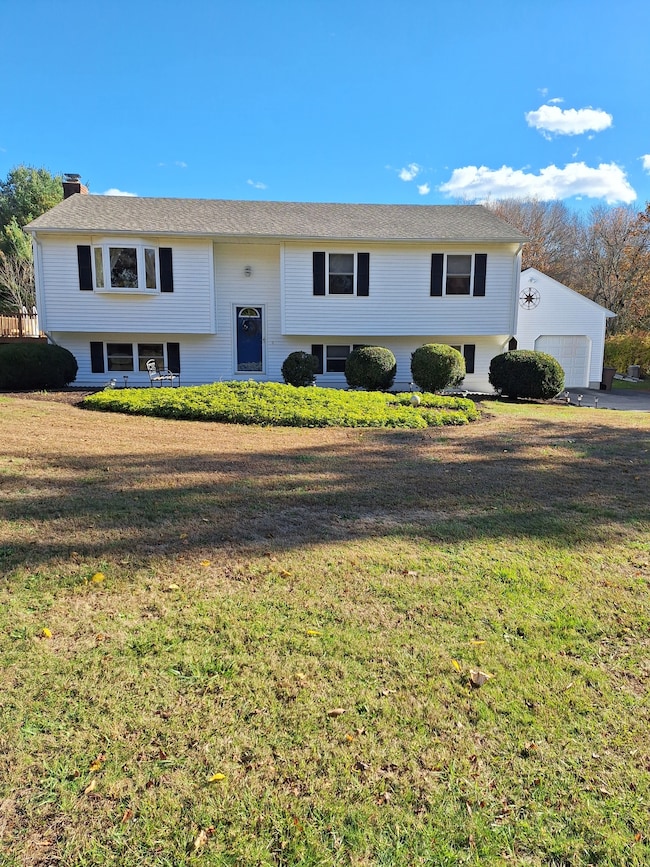 496 Boston Post Rd, East Lyme, CT 06333 - photo 2