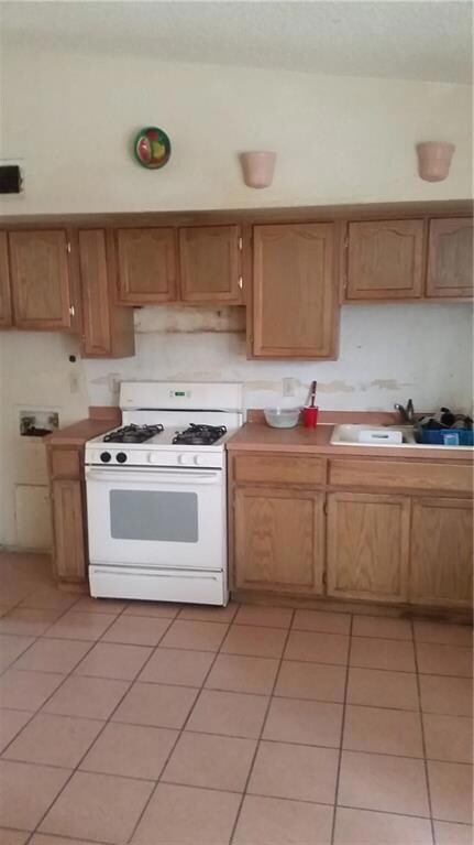 2101 Enero Dr, El Paso, TX 79935 - photo 3