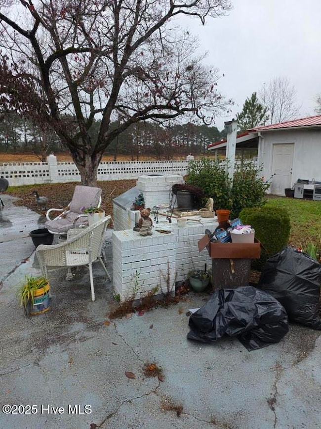 306 Greenfield Blvd, Greenville, NC 27834 - photo 4