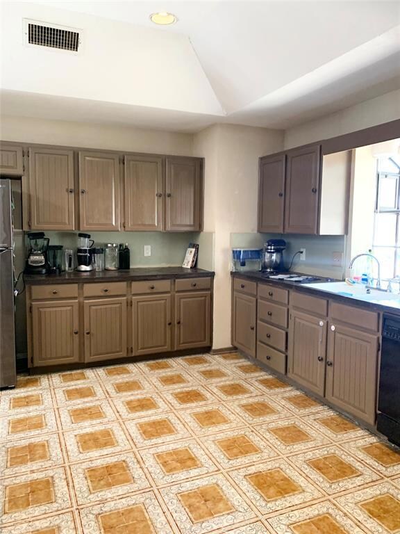 120 Guinevere Dr, Weatherford, TX 76086 - photo 6