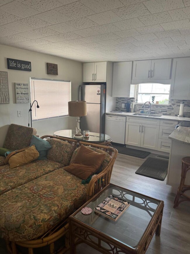 17 Ruthmary Ave unit F, Briny Breezes, FL 33435 - photo 7