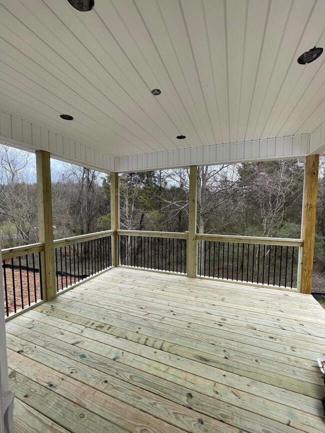 103 Saloli Way - Deck