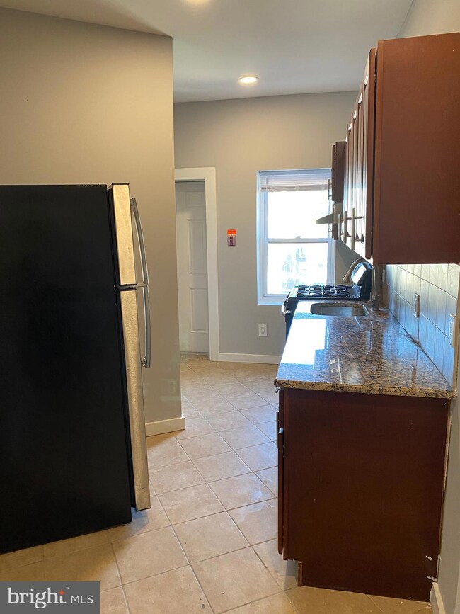 530 W King St unit C-8, Philadelphia, PA 19144 - photo 7