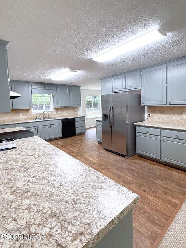 502 S Ola Rd, McDonough, GA 30252 - photo 6