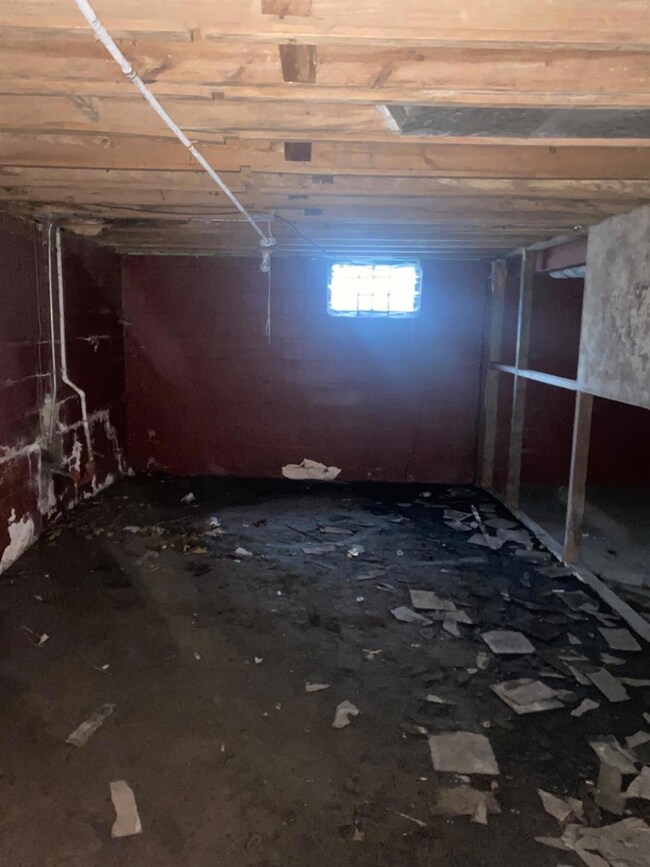 4317 E 10th Ave, Gary, IN 46403 - photo 6