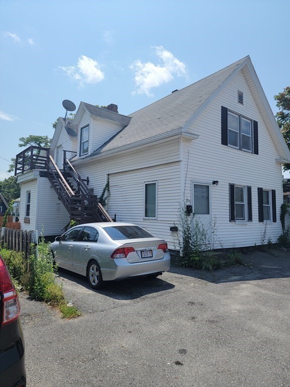 206 Cambridge St, Worcester, MA 01603 - photo 2