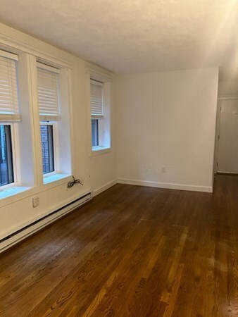 8 Battery St unit 6, Boston, MA 02109 - photo 4
