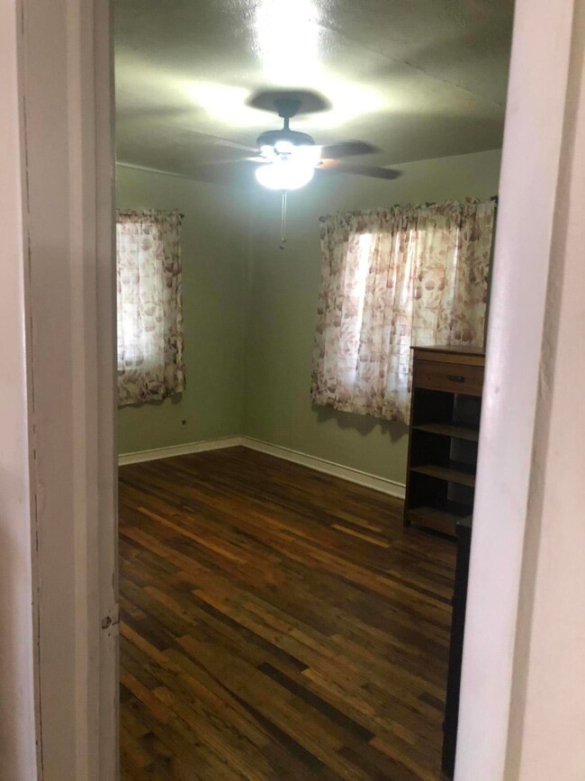 7558 Taxco Dr, El Paso, TX 79915 - photo 5