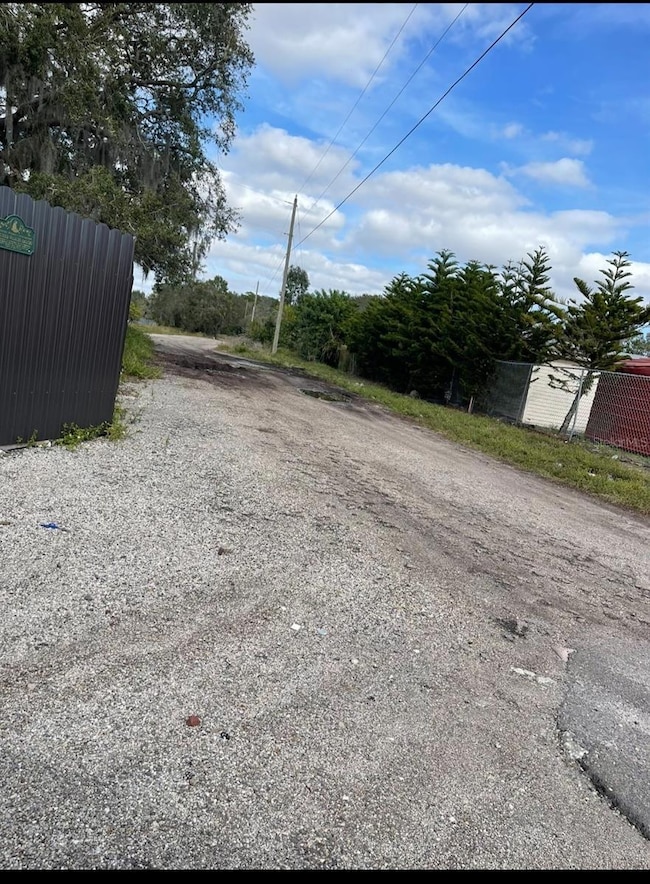 6009 Mckinley Ave, Wimauma, FL 33598 - photo 7