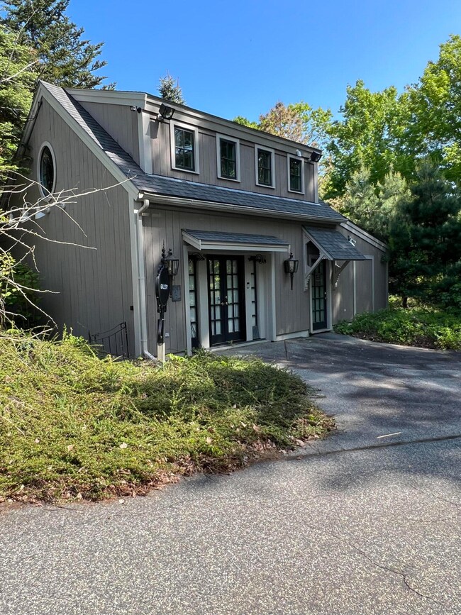 13 River Rd, Cape Neddick, ME 03902 - photo 2