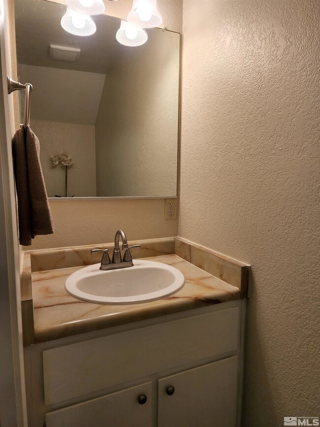 1540 Steven Ct, Sparks, NV 89431 - photo 7