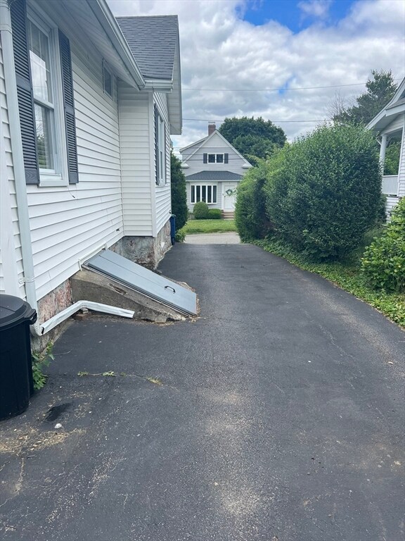 8 Dickerman Ln, Braintree, MA 02184 - photo 4