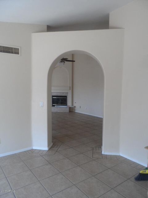 2162 S Longwood Cir, Mesa, AZ 85209 - photo 6