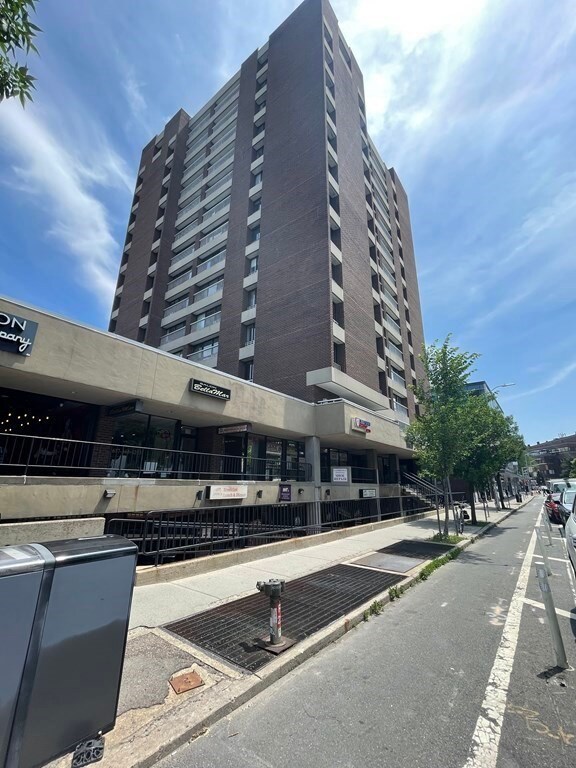 1105 Massachusetts Ave unit 3F, Cambridge, MA 02138 - photo 2