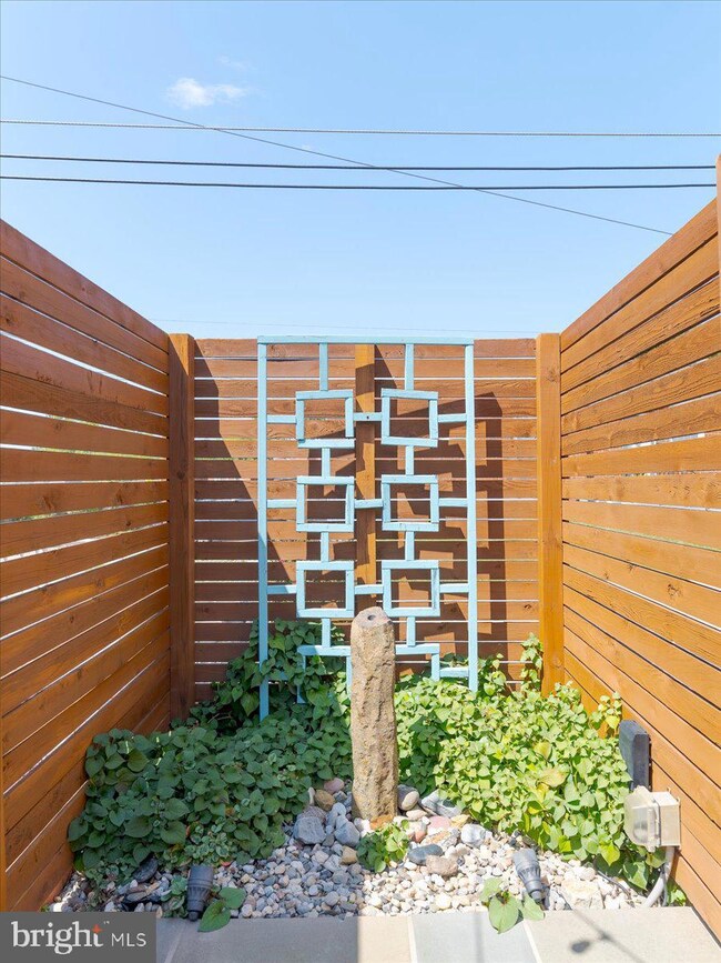 1713 Kendrick Ln, Norristown, PA 19401 - photo 7