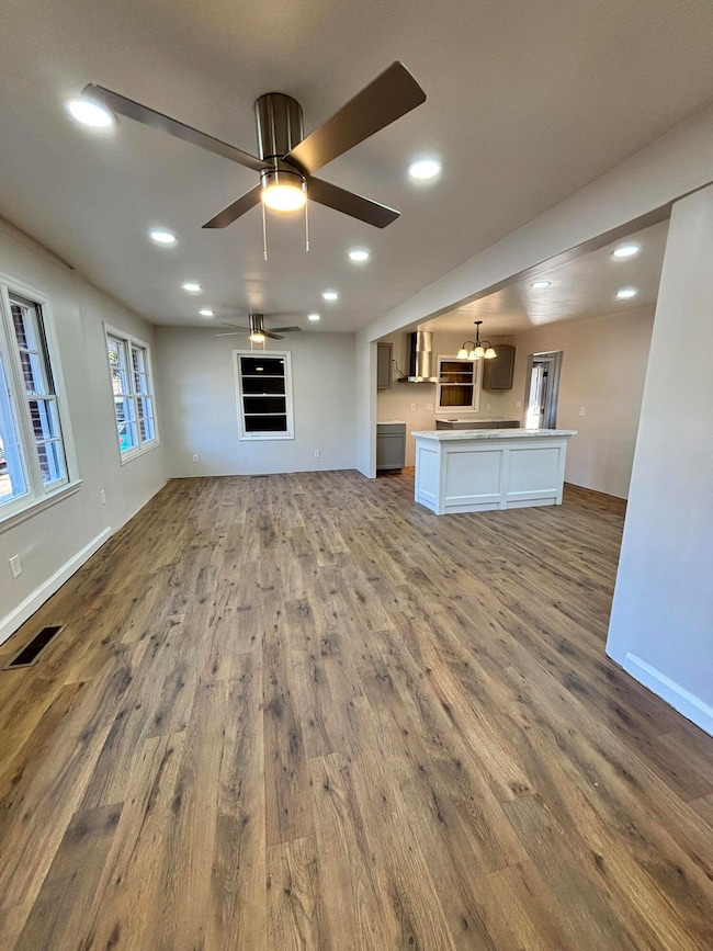 110 Webb Ave, Sumter, SC 29150 - photo 2