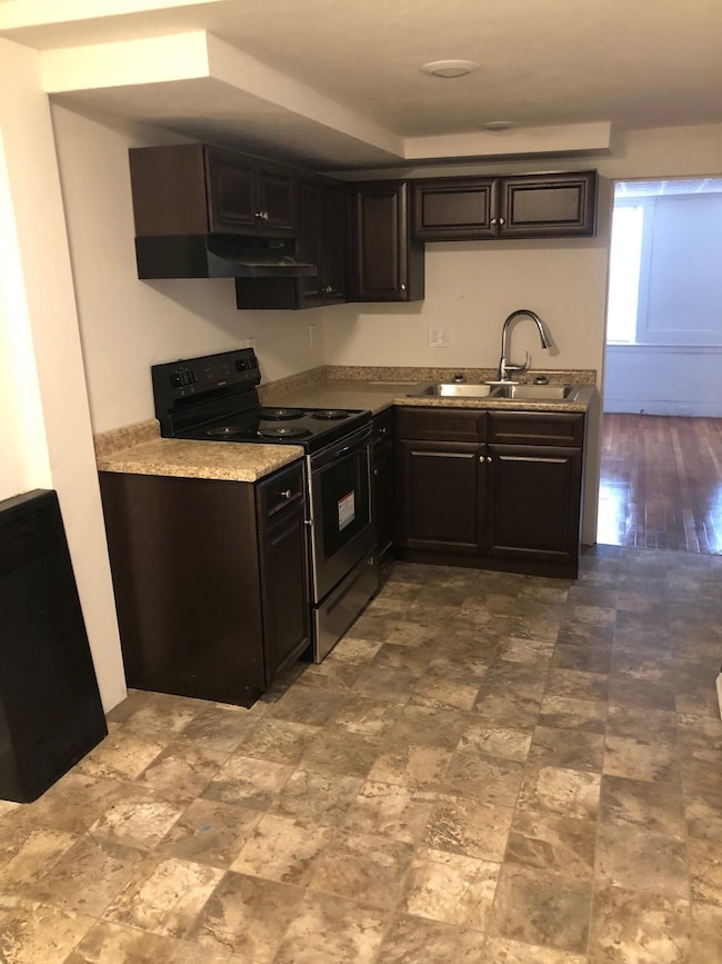 7 Morrill St, Nashua, NH 03064 - photo 5