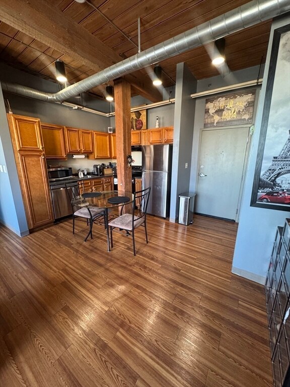 SoCo 146 unit 408, Brockton, MA 02302 - photo 4