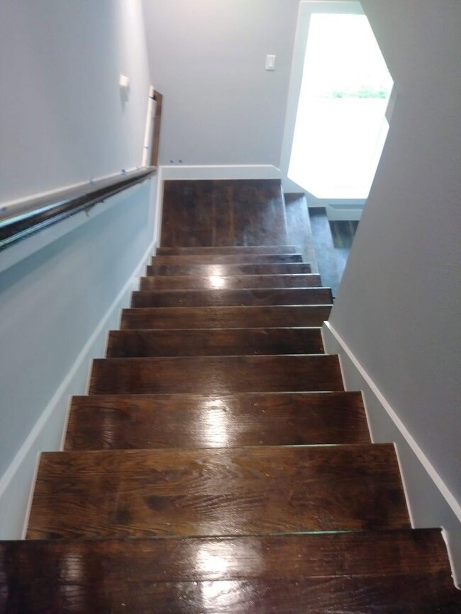 5039 Bricker St, Houston, TX 77033 - photo 7