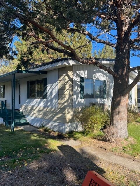 61445 SE 27th St unit 2, Bend, OR 97702 - photo 2