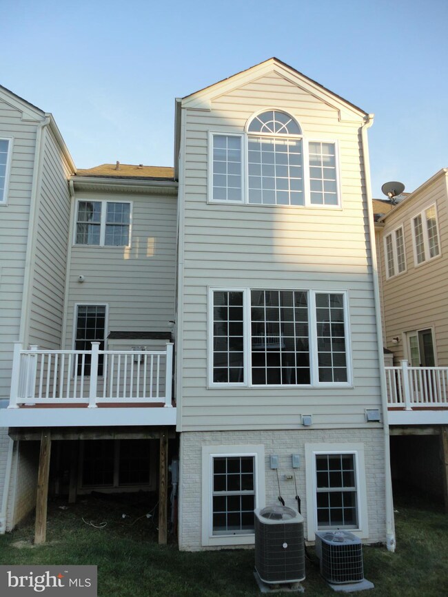 22246 Trentworth Way, Clarksburg, MD 20871 - photo 3