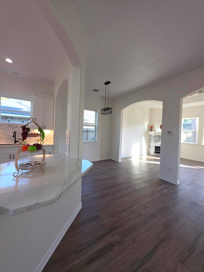 427 Vane Way, Crosby, TX 77532 - photo 4