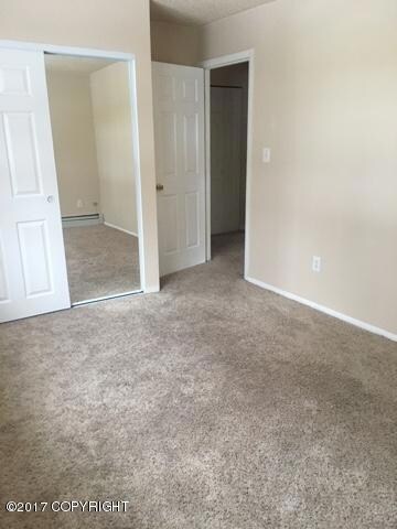 720 W 75th Ave unit B, Anchorage, AK 99518 - photo 7
