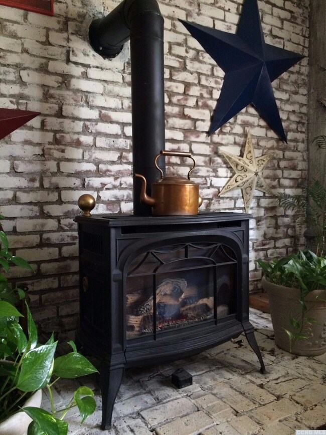 36 Pleasant View Dr, Tannersville, NY 12485 - photo 4