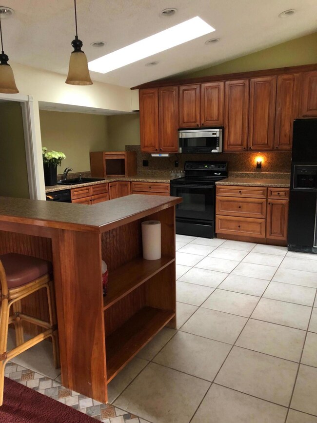 536 SW Undallo Rd, Port Saint Lucie, FL 34953 - photo 3