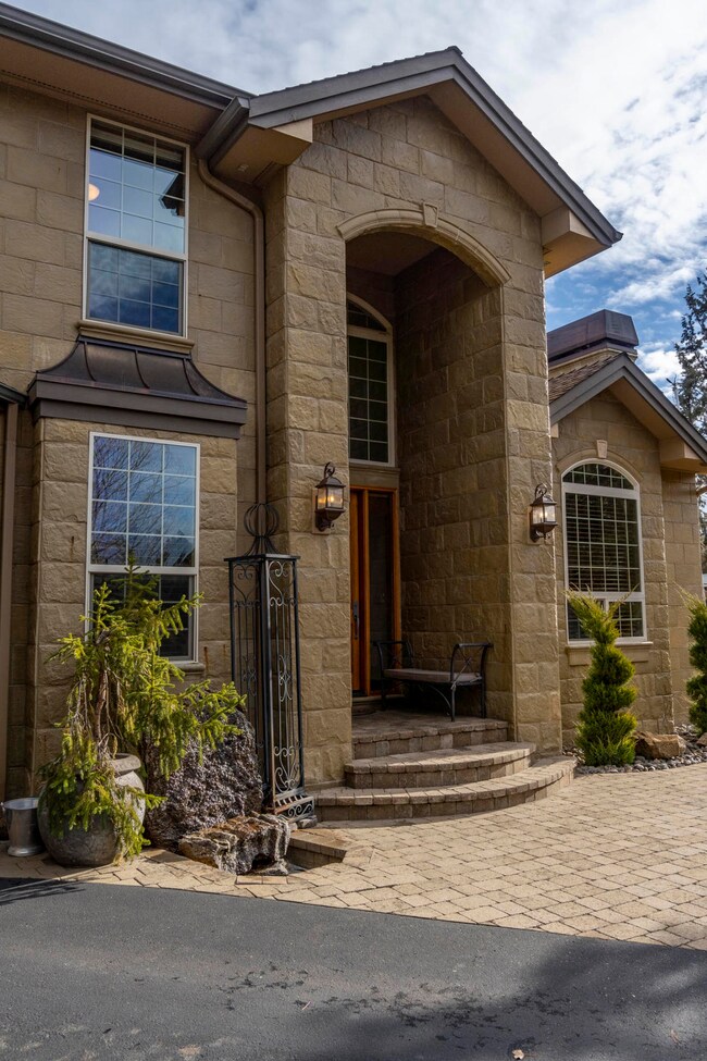 21040 Keller Ct - 4