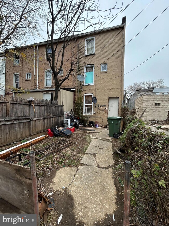 328 Furrow St, Baltimore, MD 21223 - photo 5
