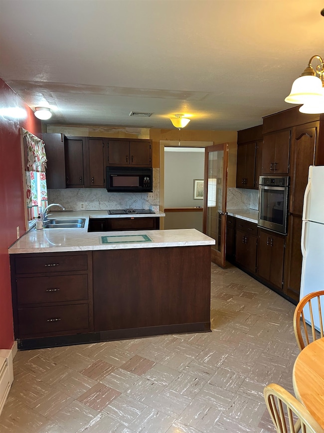 12 3rd St, Hudson, NH 03051 - photo 4