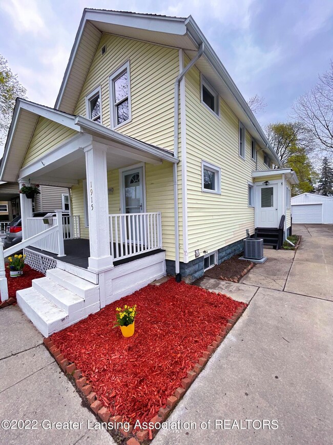 1915 Beal Ave, Lansing, MI 48910 - photo 3