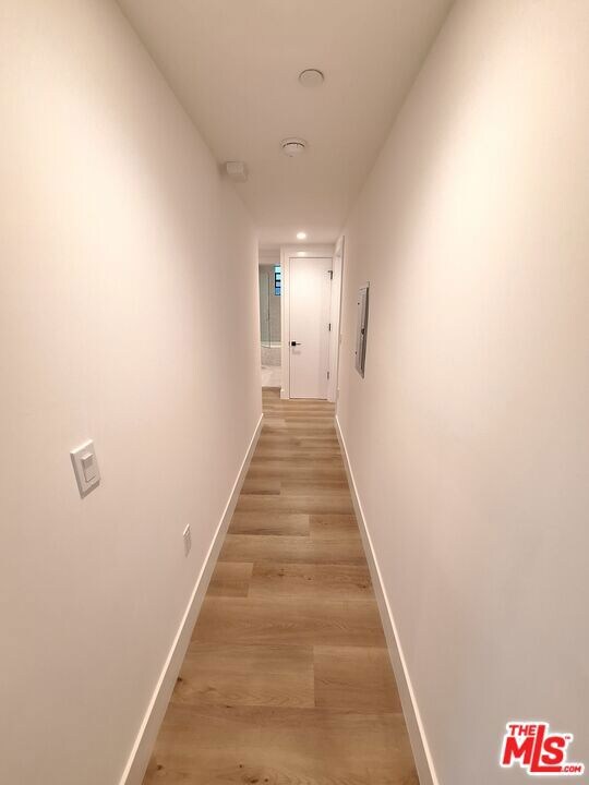 8326 Blackburn Ave unit 204, Los Angeles, CA 90048 - photo 5