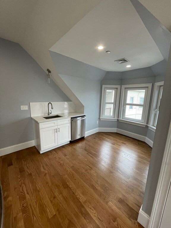 125 Neponset Ave unit 3, Dorchester, MA 02122 - photo 5