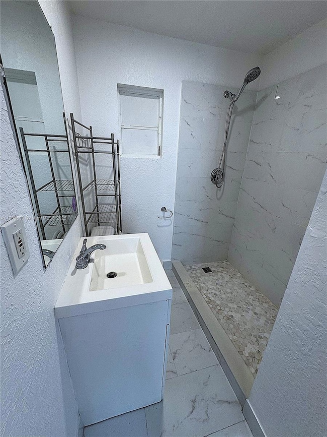 1025 NW 7th Ave unit B, Fort Lauderdale, FL 33311 - photo 7