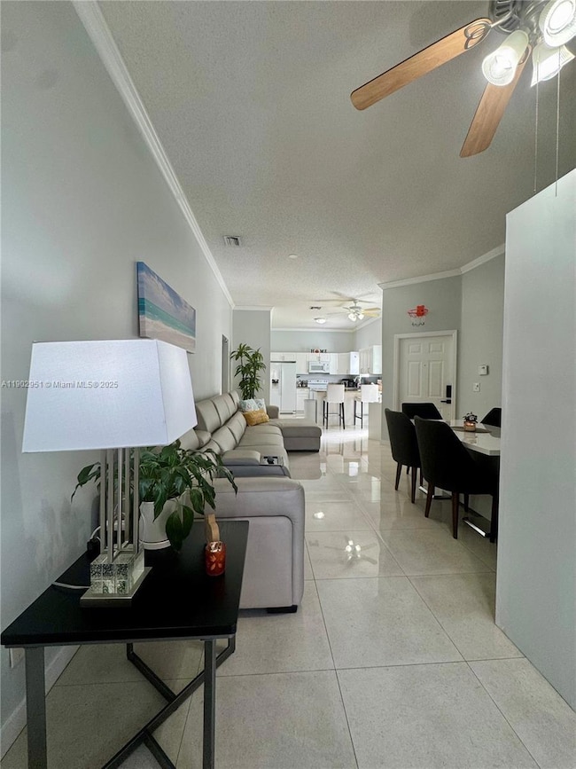 16137 Emerald Cove Rd, Weston, FL 33331 - photo 4