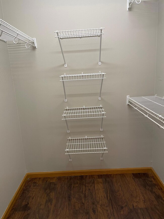 801 Foxx Closet