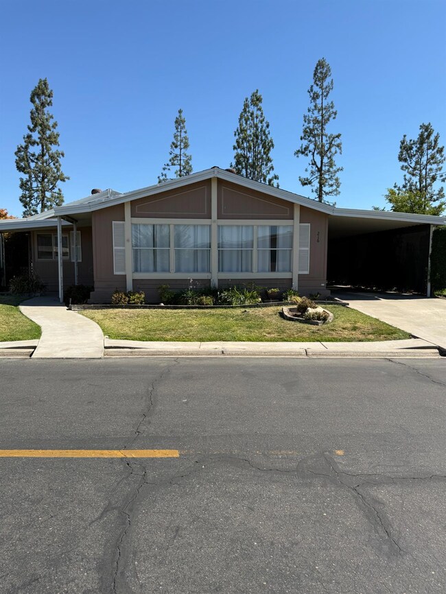 1701 Dinuba Ave unit 216, Selma, CA 93662 - photo 4
