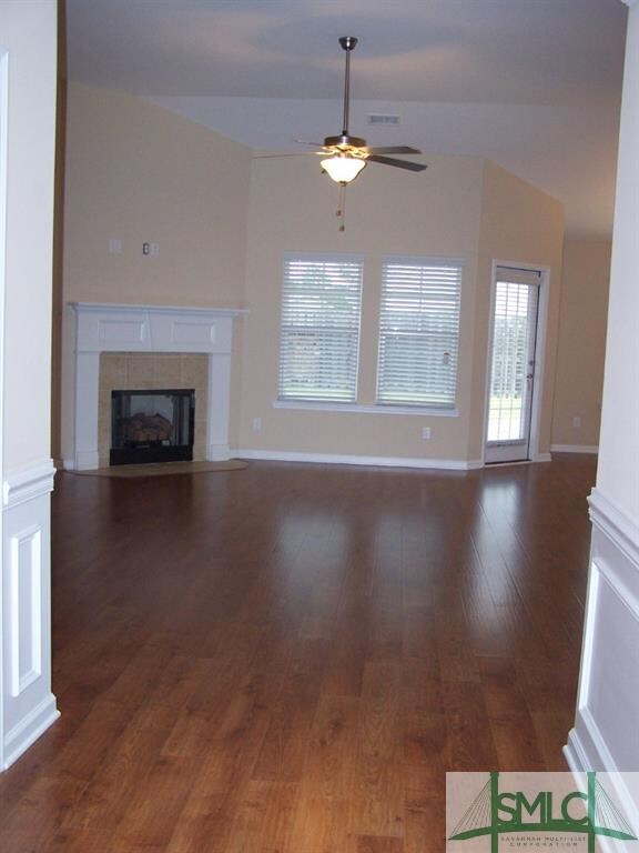 Picture is looking from foyer to family room.  Gor