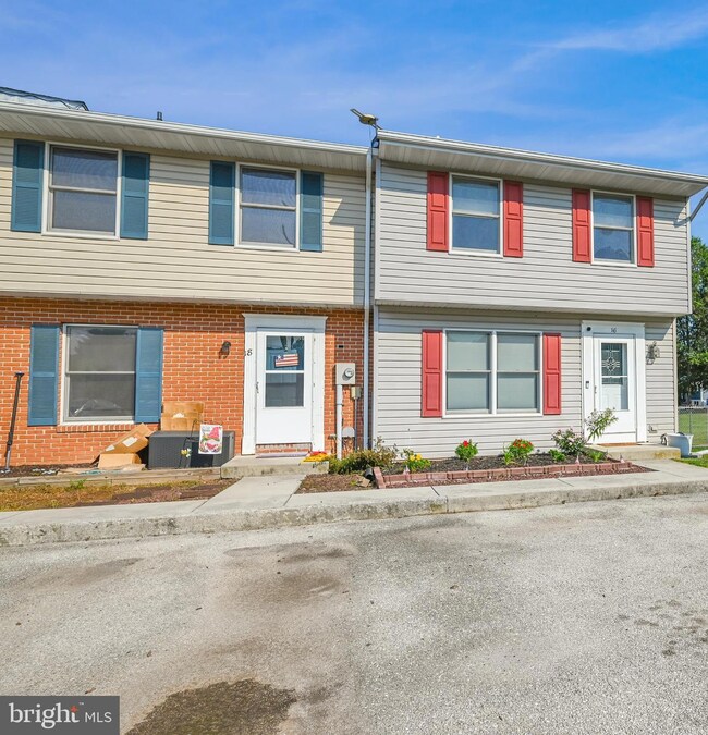 16 Hickory Ave unit 2, Gettysburg, PA 17325 - photo 2