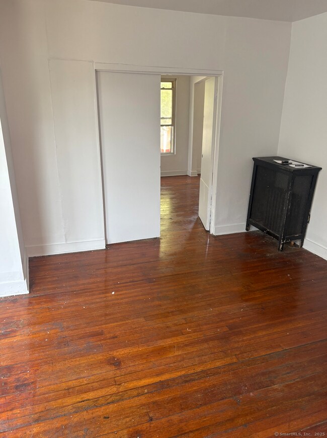 278 Exchange St unit 2nd/3rd Fl, New Haven, CT 06513 - photo 7