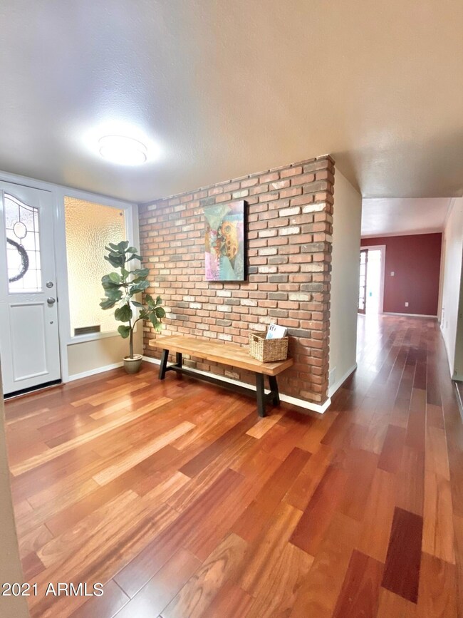 1625 W Seldon Ln, Phoenix, AZ 85021 - photo 2