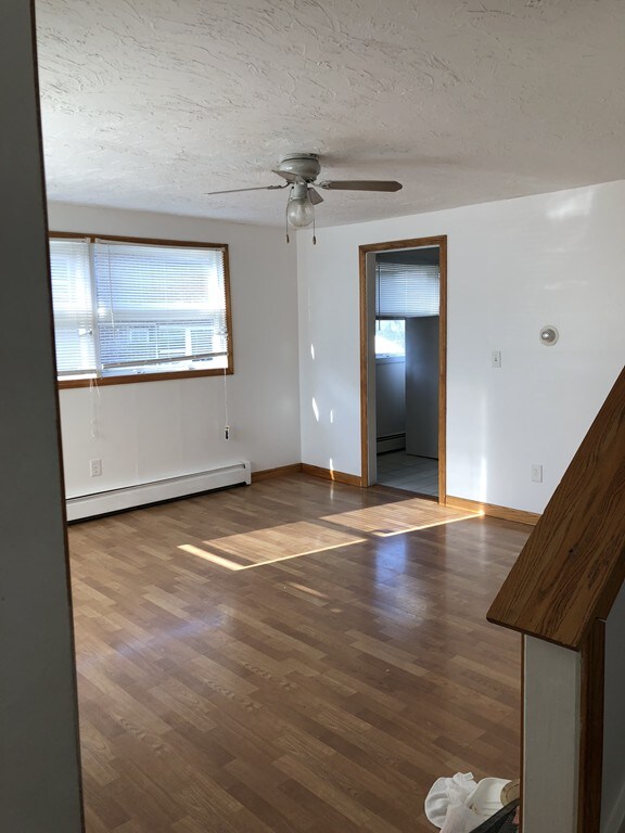 33A Queen St, Worcester, MA 01610 - photo 7