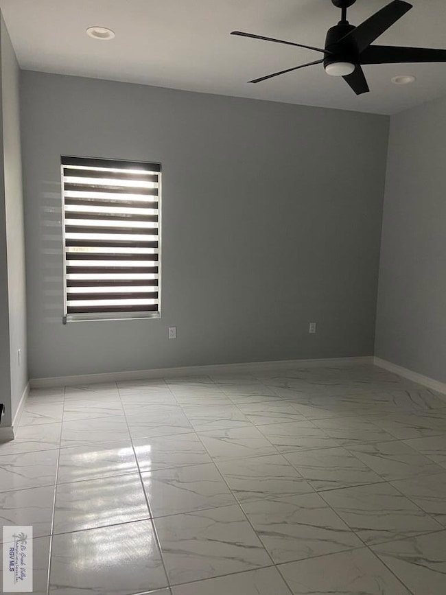 100 Woodford St unit B, San Benito, TX 78586 - photo 6