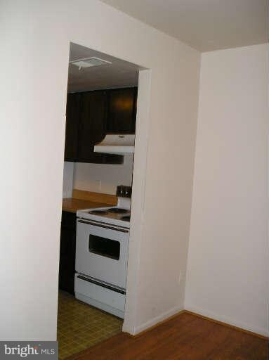 unlisted-address, Columbia, MD 21045 - photo 6