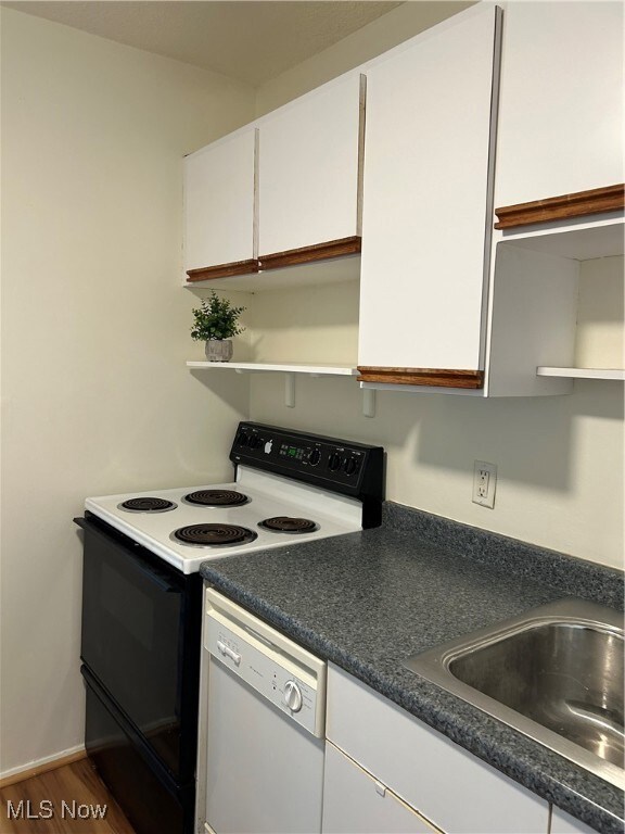 Bonneville Tower unit 99, Euclid, OH 44132 - photo 4